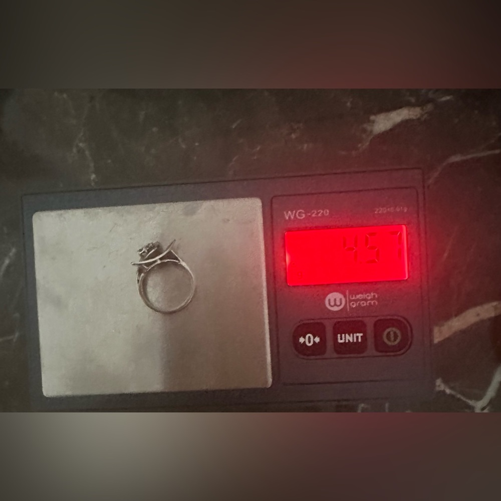 14k White Gold Diamond Ring Size 5 1/2 - Picture 8 of 13